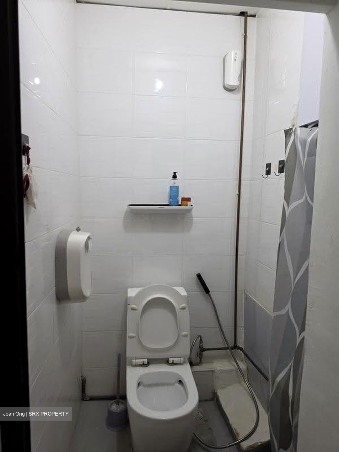 Goldhill Shopping Centre (D11), Office #635432911